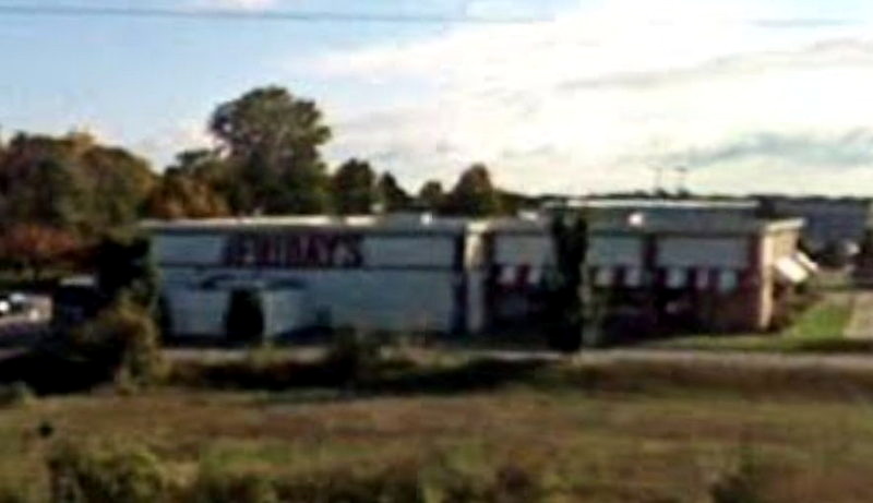 TGI Fridays - Kalamazoo - 5650 W Main St (newer photo)